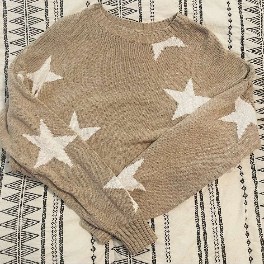 Women's White Easy Star Graphic Crew sweater size Small